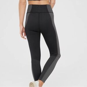 Offline by Aerie Seamless Two Tone Leggings NWT
